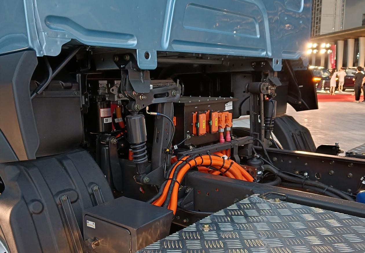 图片4.jpg 图片4.jpg